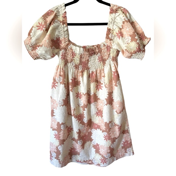 NWT FAHERTY Ramona Smocked Puff Sleeve Dress size M - Picture 5 of 12